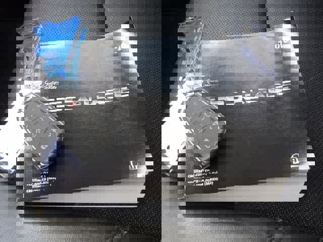 Used 2016 Cadillac Escalade ESV Luxury image 36