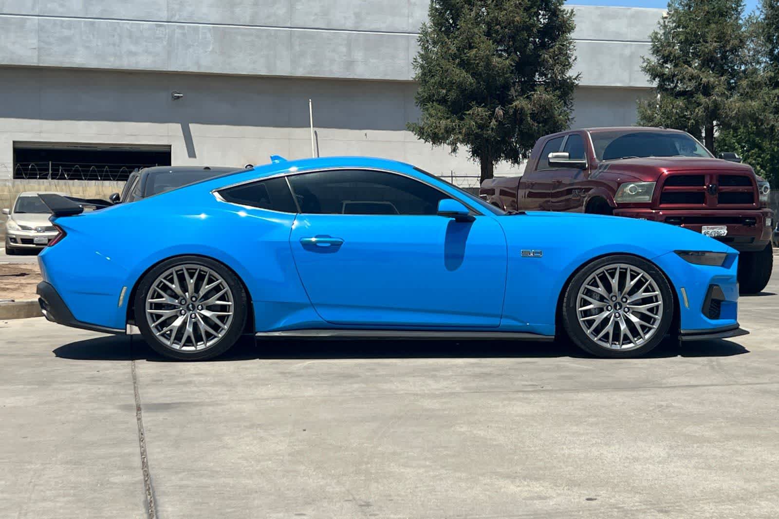 Used 2025 Ford Mustang GT Premium RWD image 9