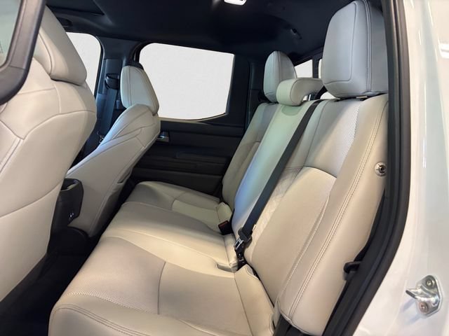Used 2025 Toyota Tacoma Limited AWD/4WD image 14