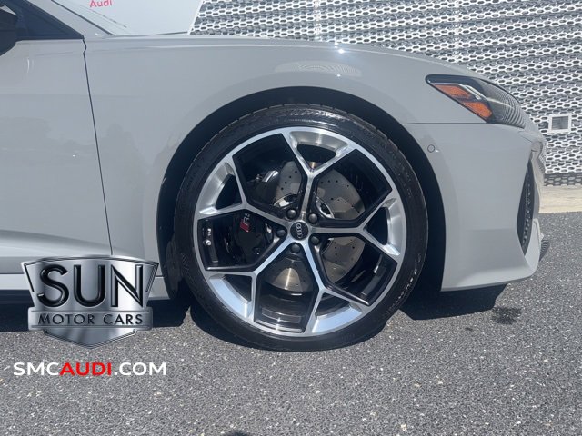 New 2026 Audi RS 6 performance image 3