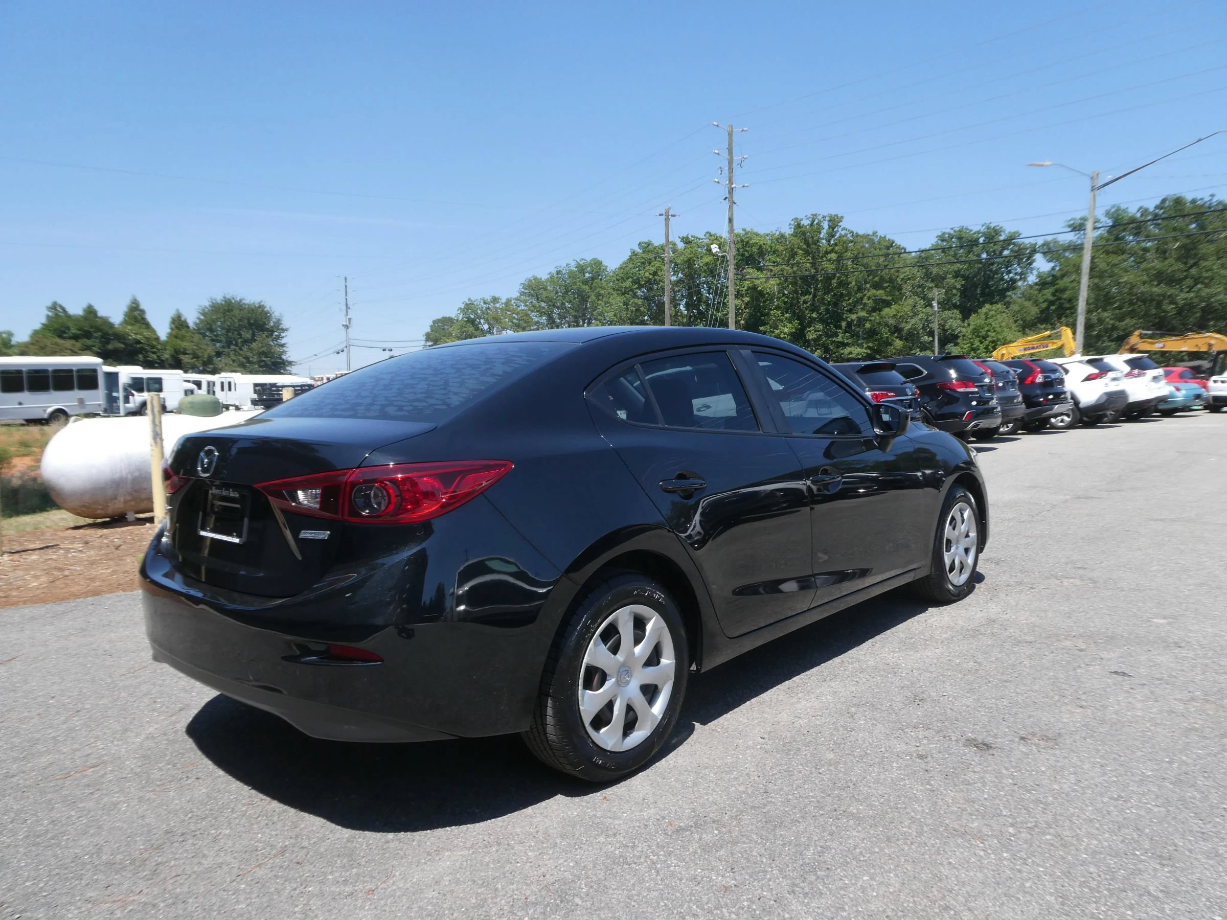 Used 2017 MAZDA MAZDA3 Sport FWD image 5
