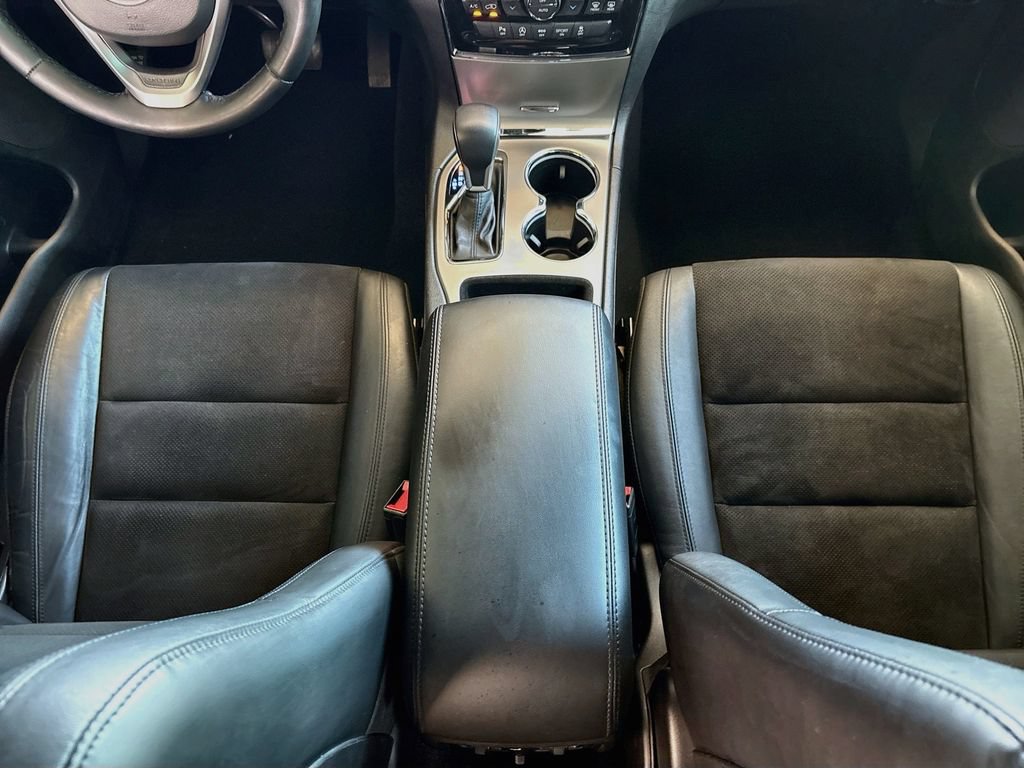 Used 2021 Jeep Grand Cherokee Laredo X RWD image 16
