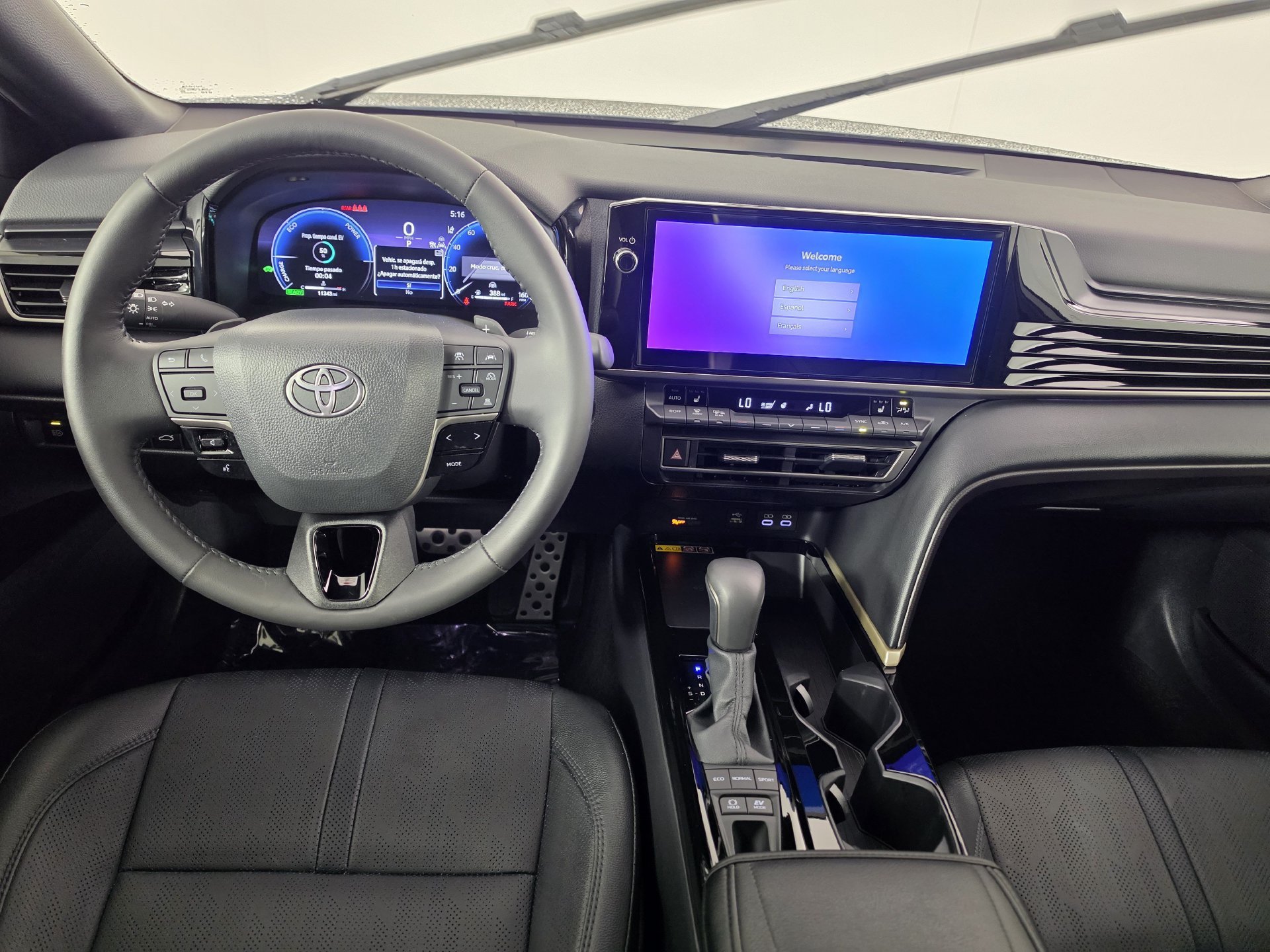 Used 2026 Toyota Camry XSE FWD image 21