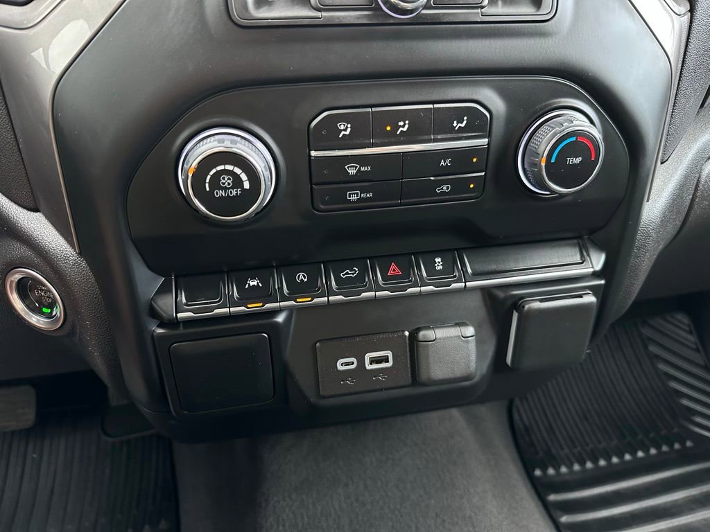 Used 2024 Chevrolet Silverado 1500 Custom w/ Turbomax Blackout Package AWD/4WD image 25