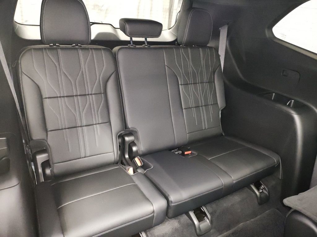 Certified 2025 Buick Enclave Avenir w/ Trailering Package, 5000 lbs. image 14