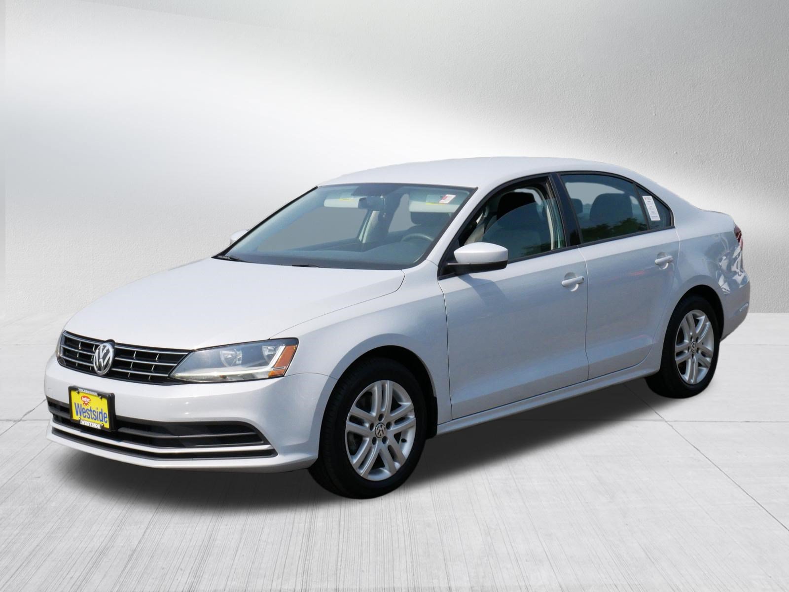 Used 2018 Volkswagen Jetta S FWD image 3