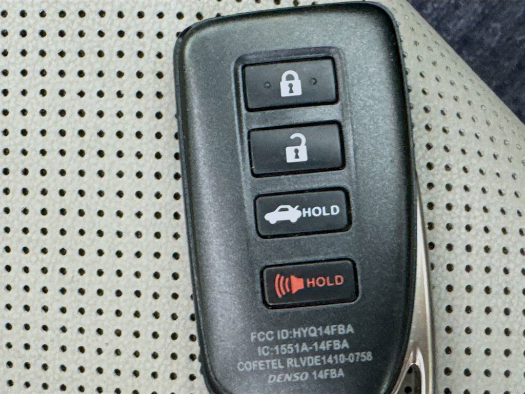 Used 2015 Lexus ES 350 w/ Premium Package image 39
