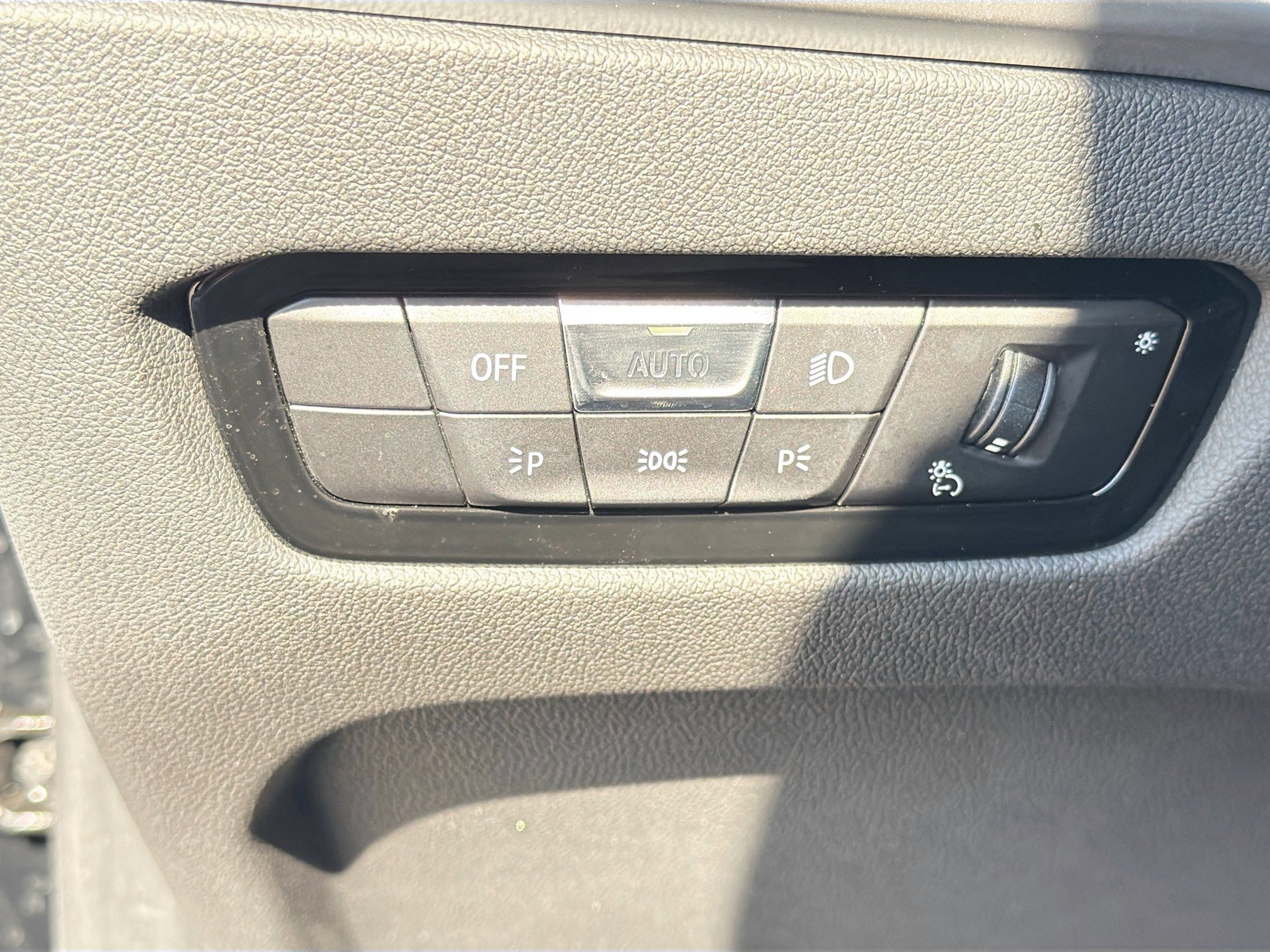 Used 2025 BMW 330i Sedan image 35