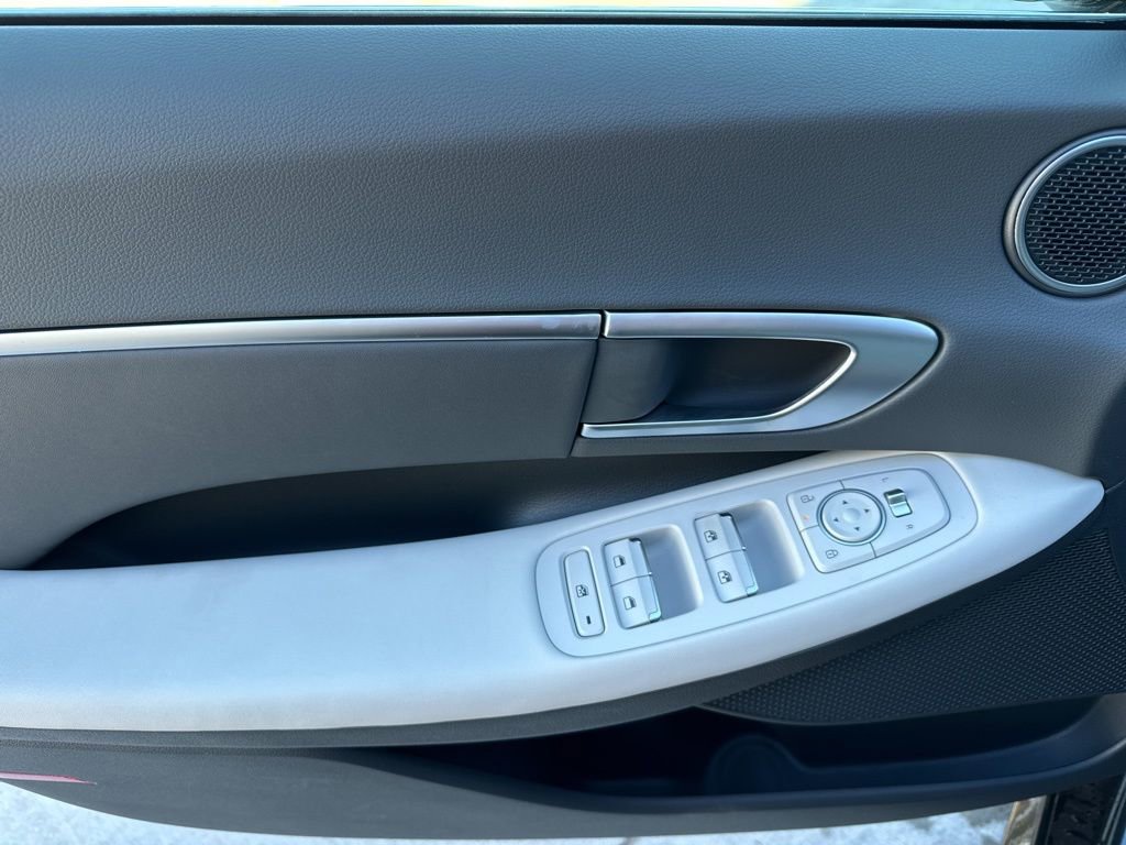 New 2026 Hyundai Sonata SEL FWD image 19