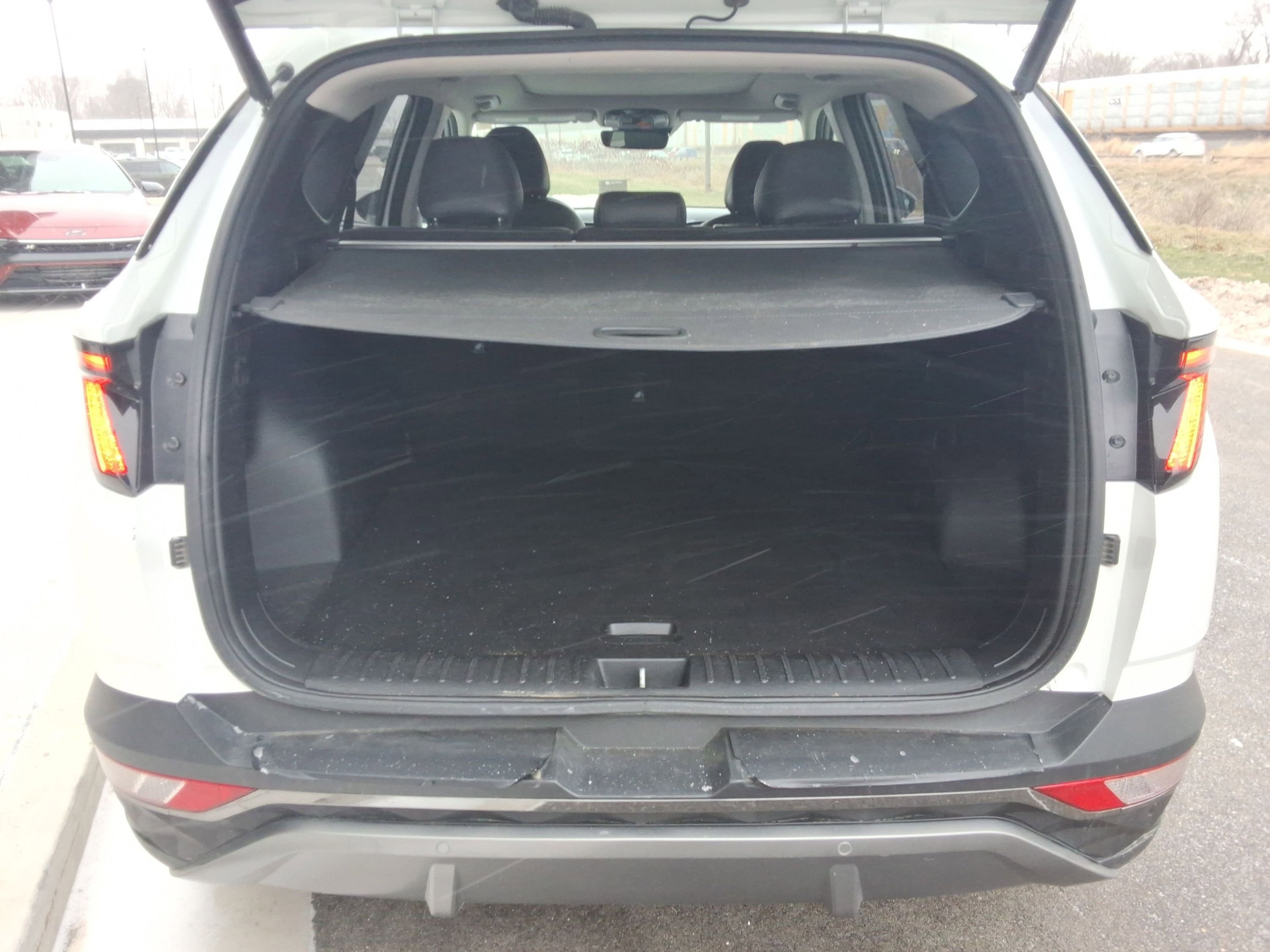 Used 2023 Hyundai Tucson Limited image 31