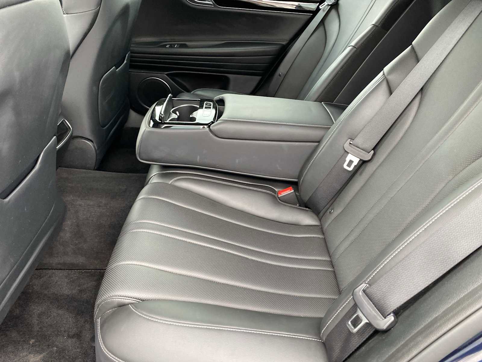 Used 2023 Genesis G80 2.5T image 29