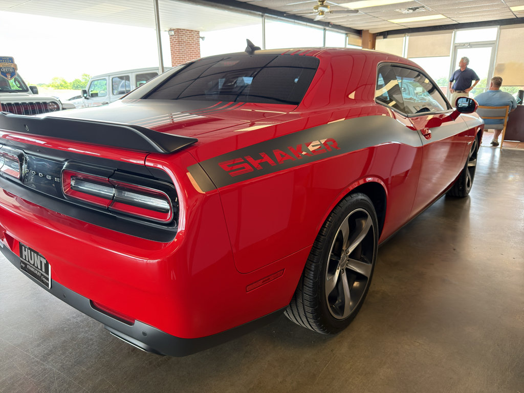 Used 2015 Dodge Challenger R/T Plus RWD image 4