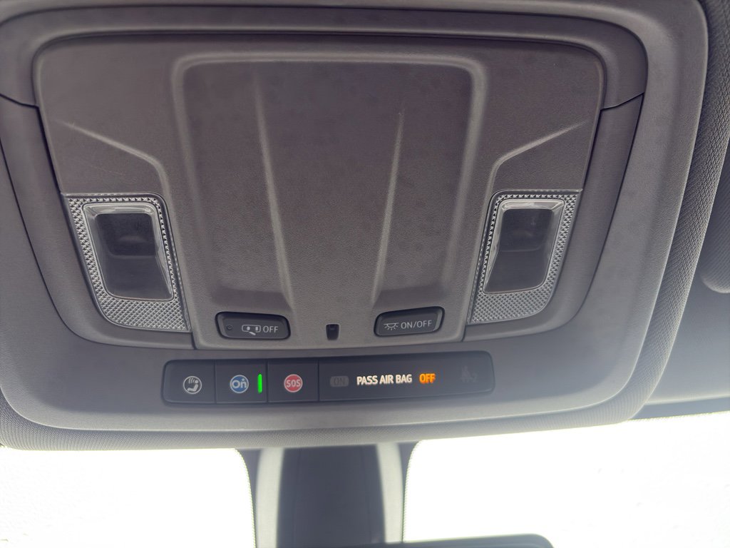 Used 2022 Chevrolet Silverado 1500 LT image 24