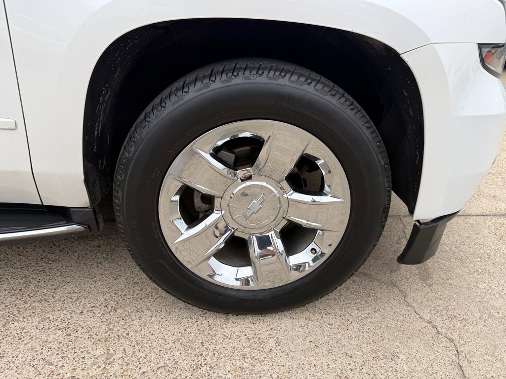 Used 2016 Chevrolet Suburban LTZ AWD/4WD image 12