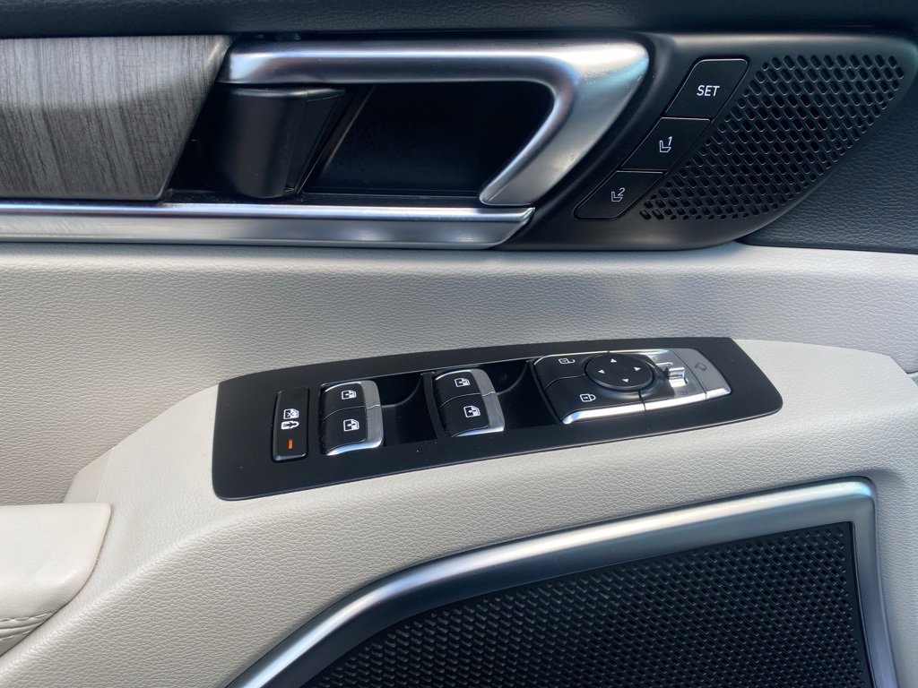 Used 2025 Kia Telluride SX image 10