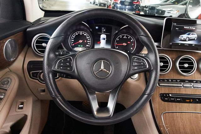 Used 2019 Mercedes-Benz GLC 300 4MATIC image 14