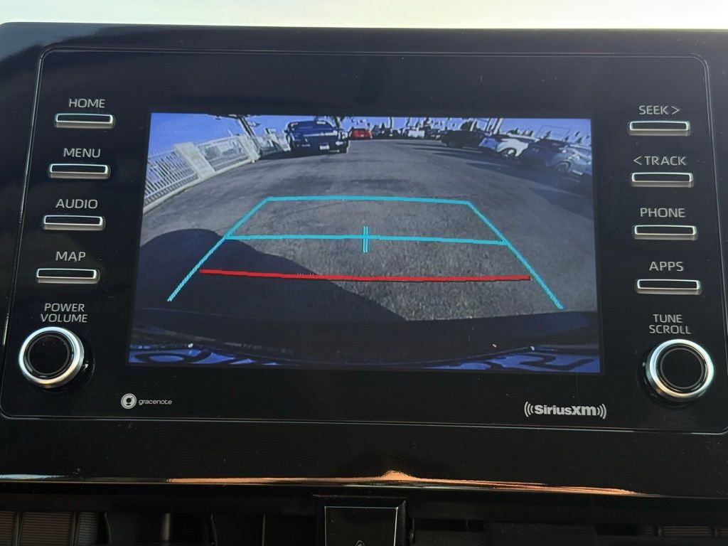 Used 2024 Toyota Camry SE image 30