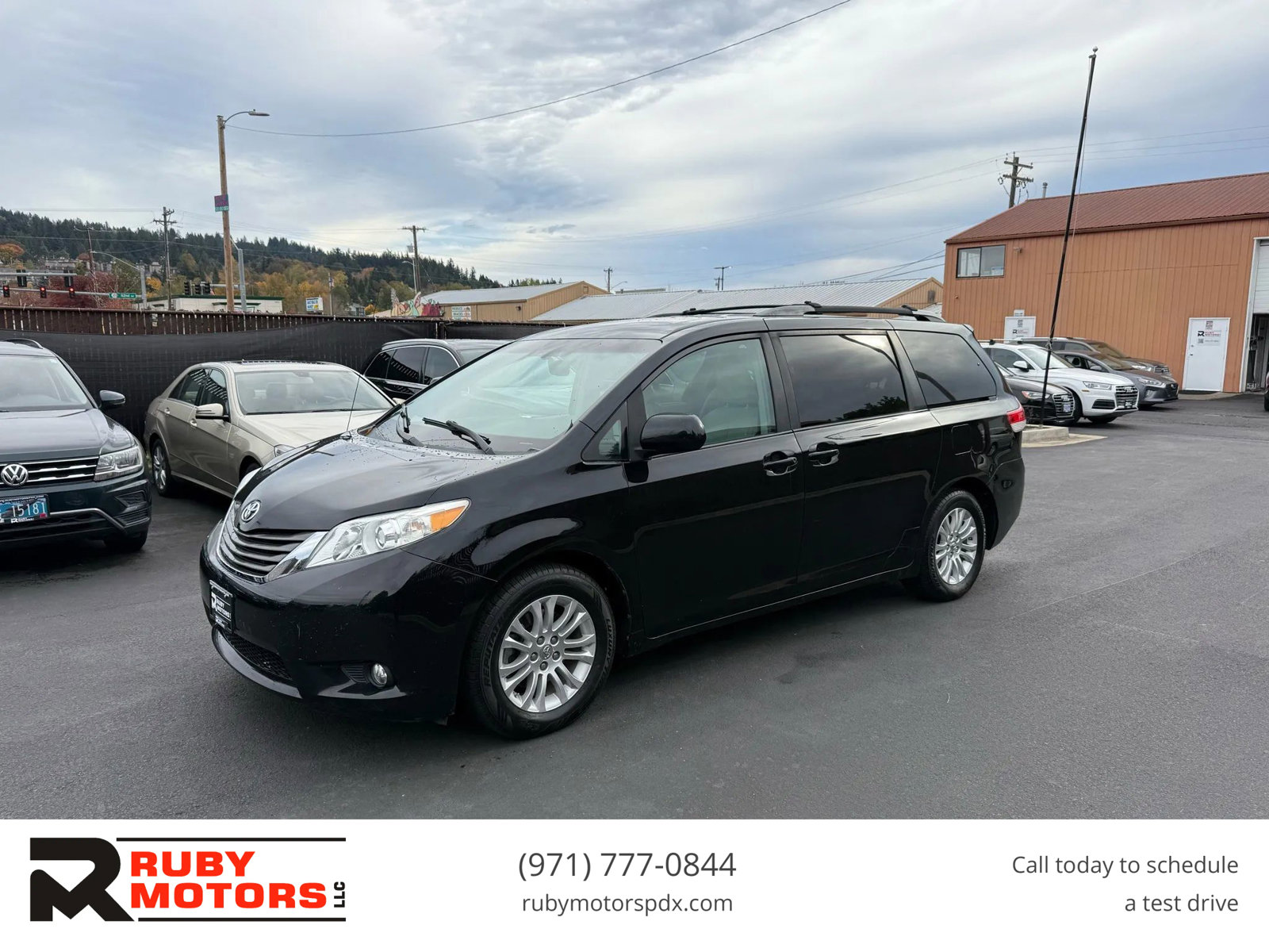 Used 2011 Toyota Sienna XLE