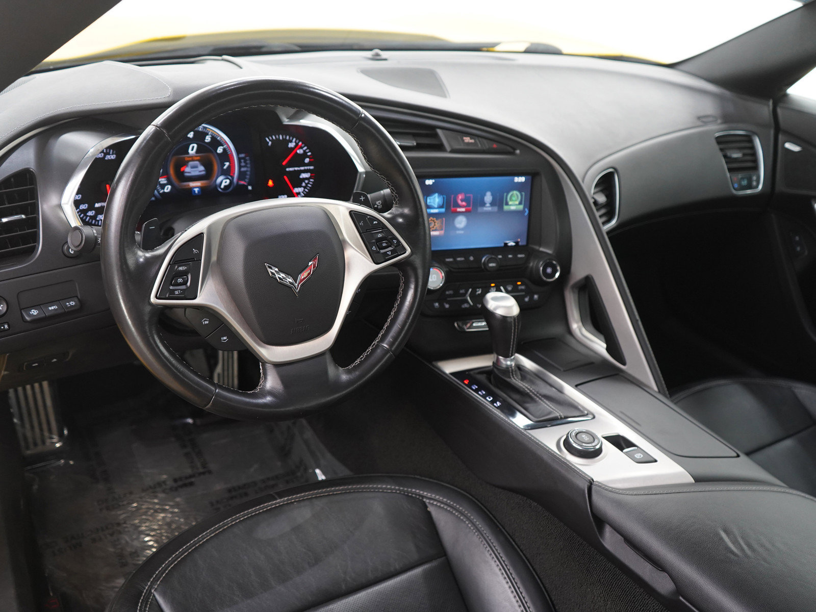 Used 2014 Chevrolet Corvette Stingray Coupe RWD image 17