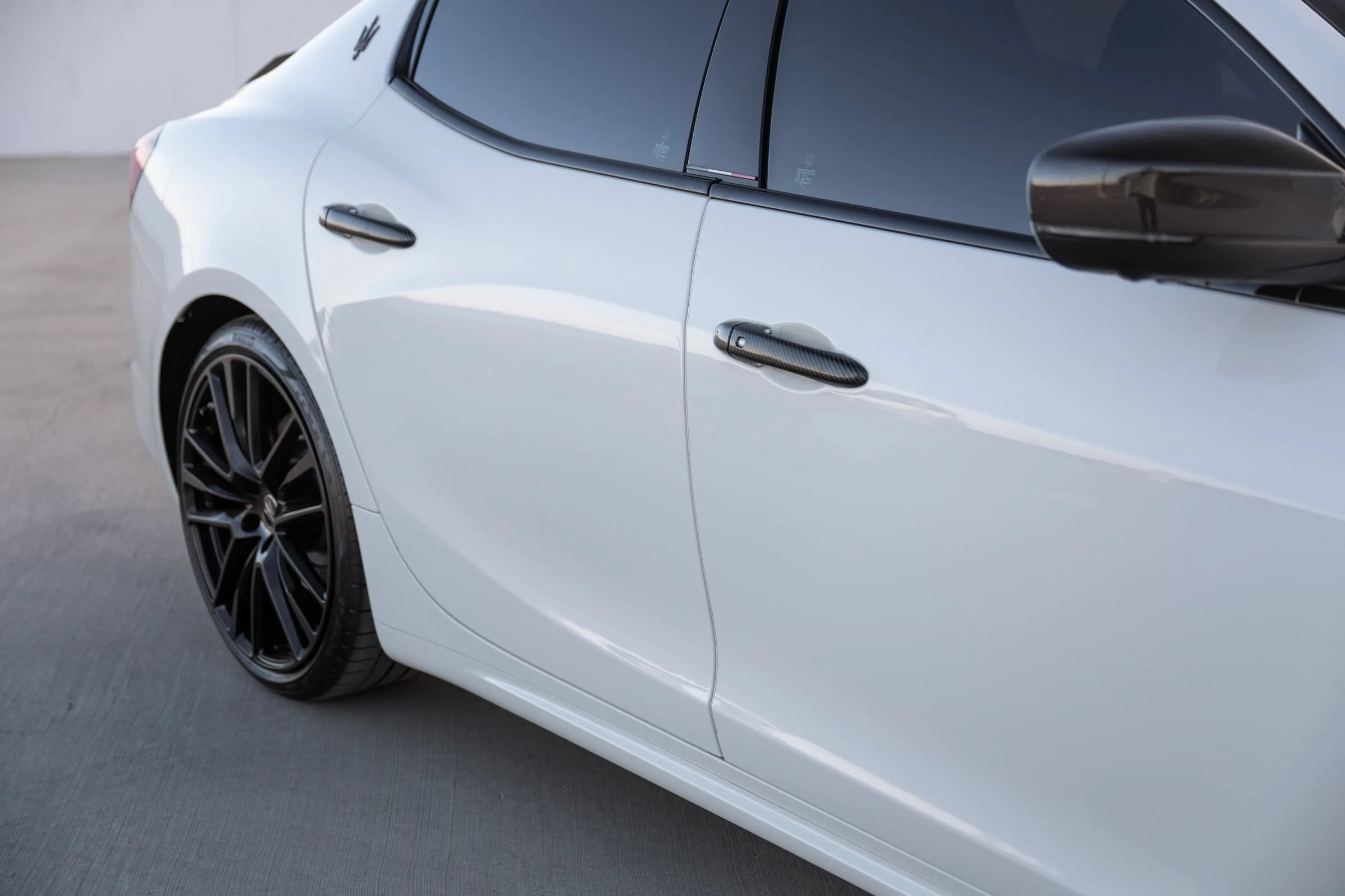 Used 2021 Maserati Ghibli Trofeo RWD image 39