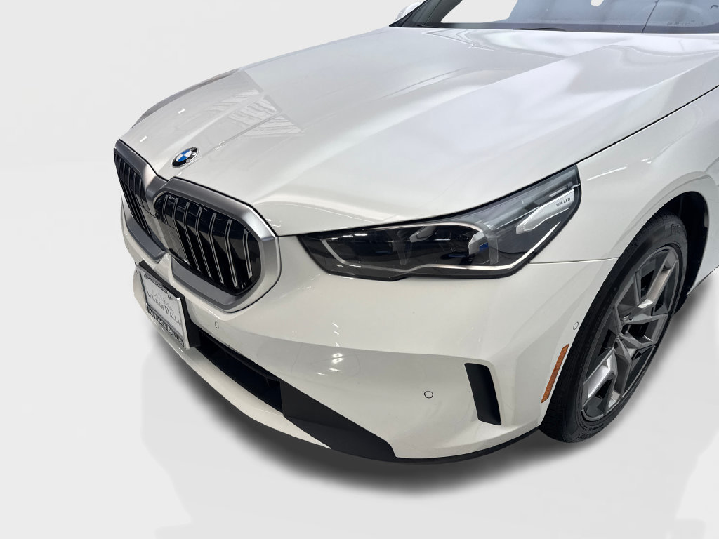 Used 2026 BMW 530i RWD image 18