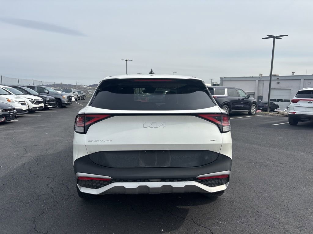 Certified 2023 Kia Sportage LX image 4