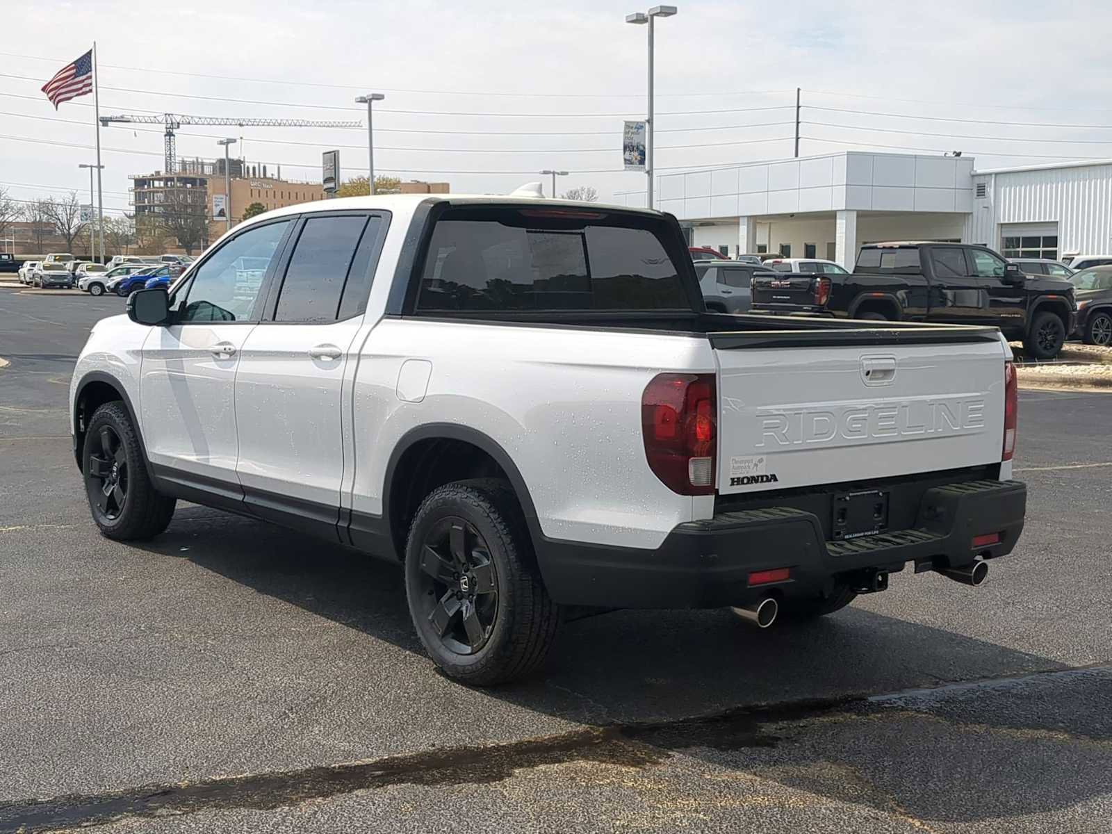 New 2026 Honda Ridgeline Black Edition image 6