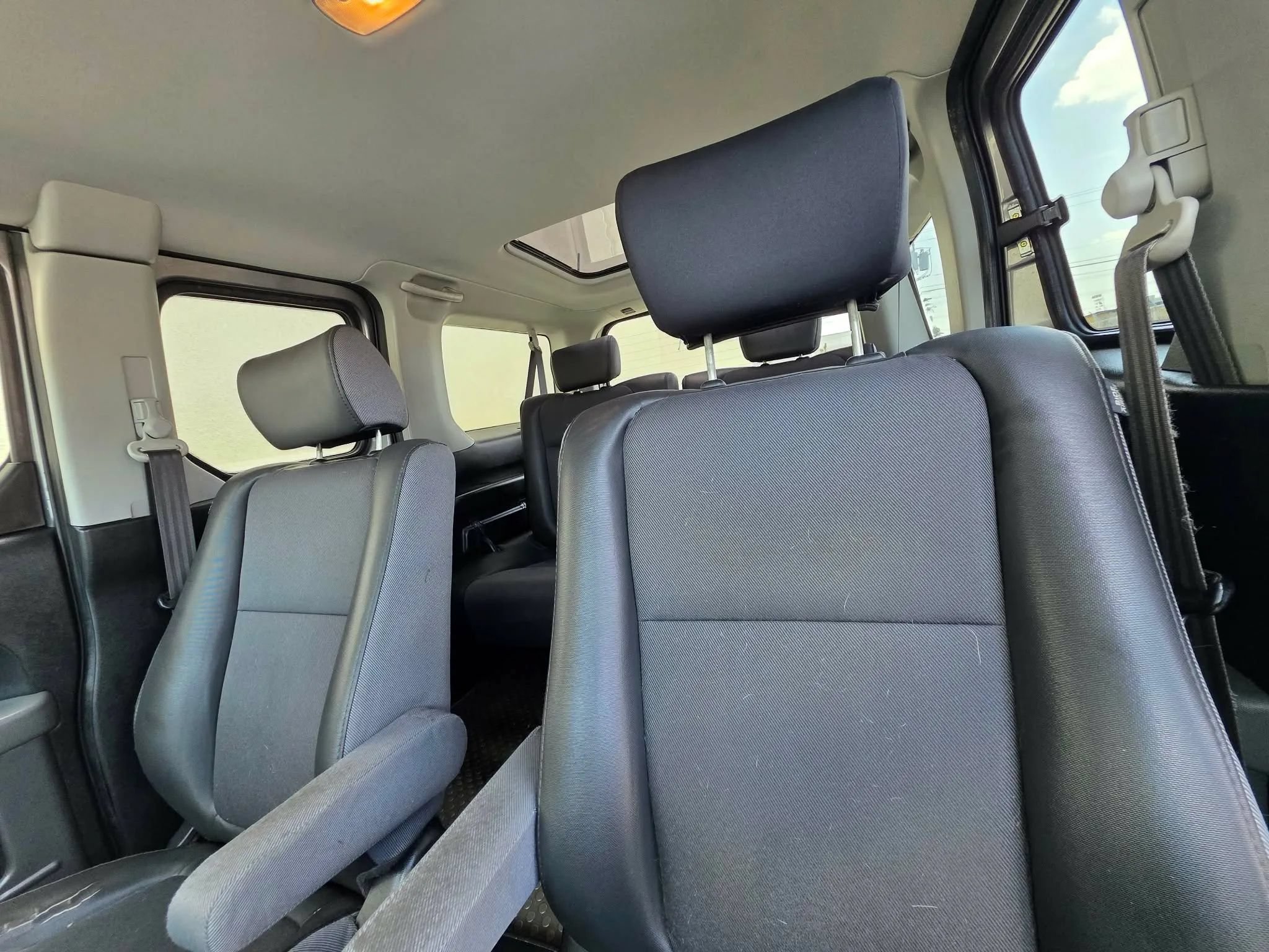 Used 2005 Honda Element EX image 11