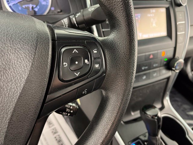 Used 2017 Toyota Camry LE FWD image 22