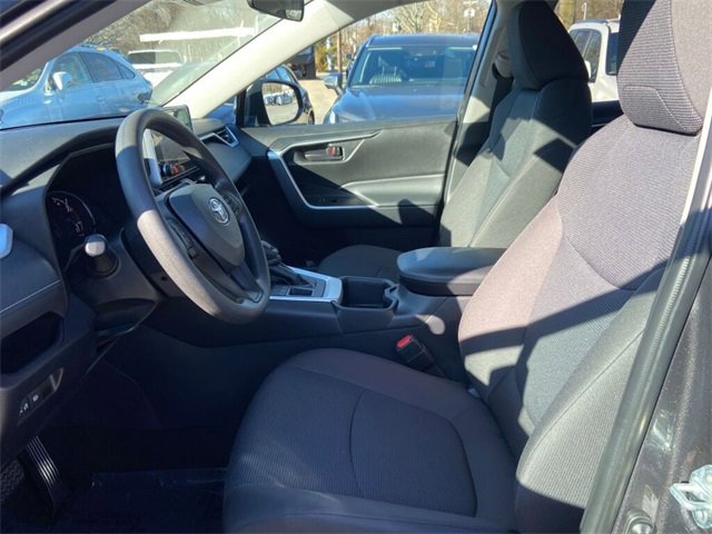 Used 2024 Toyota RAV4 LE image 21