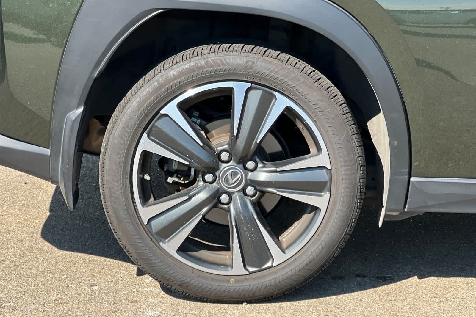 Used 2019 Lexus UX 200 w/ Premium Package FWD image 20