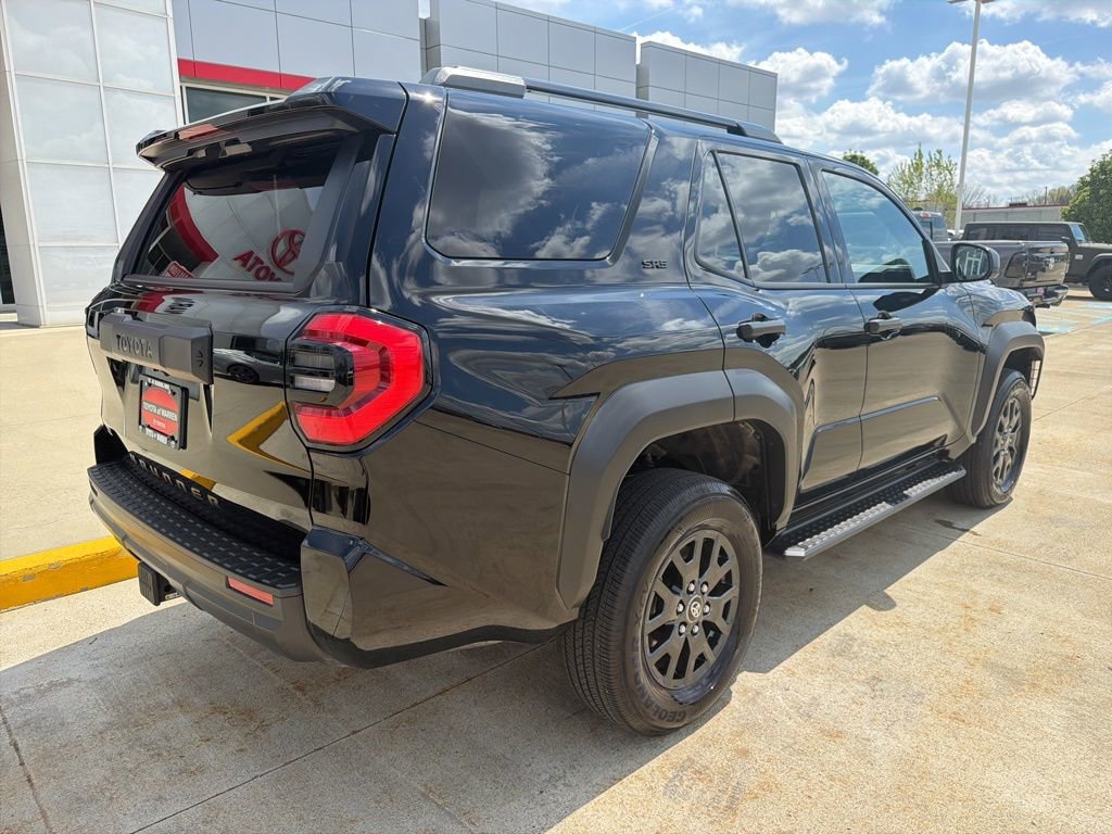 Used 2025 Toyota 4Runner SR5 AWD/4WD image 4