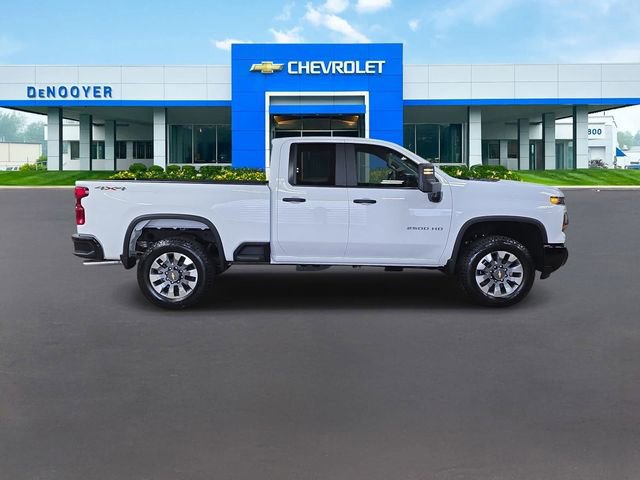 Used 2026 Chevrolet Silverado 2500 Custom w/ Custom Convenience Package image 9