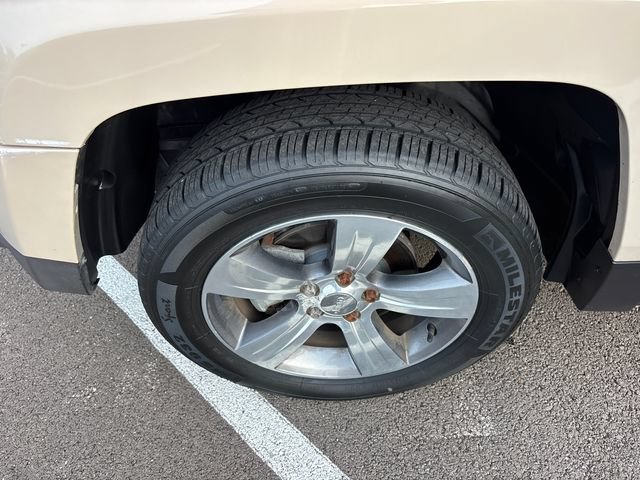 Used 2016 Jeep Patriot High Altitude FWD image 31