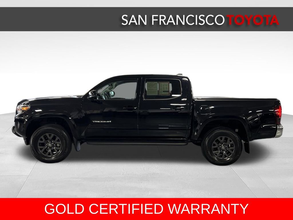 Certified 2022 Toyota Tacoma SR5 AWD/4WD image 2
