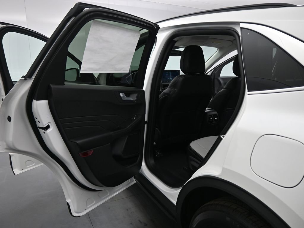 New 2025 Ford Escape SE w/ PHEV Premium Package image 20