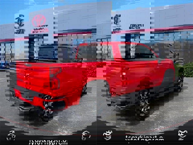 Used 2022 Chevrolet Silverado 1500 RST image 5