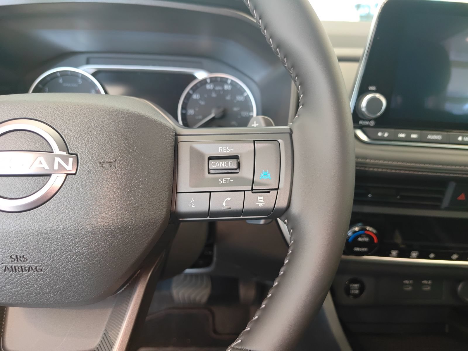New 2026 Nissan Rogue SV AWD/4WD image 19