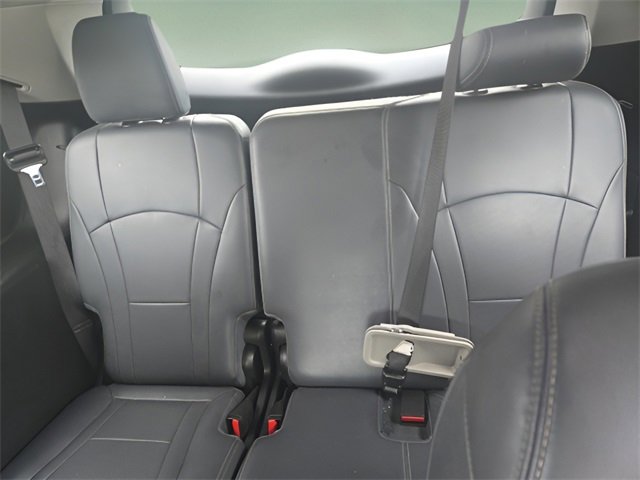 Used 2018 Buick Enclave Essence image 26