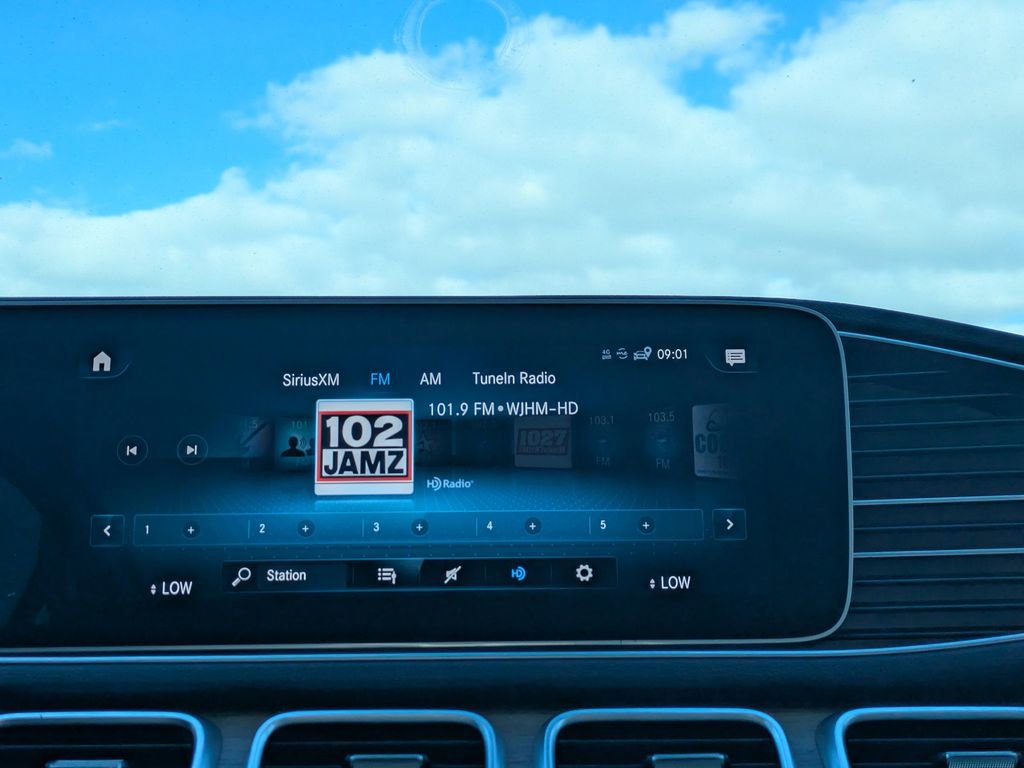 Used 2022 Mercedes-Benz GLE 350 image 16