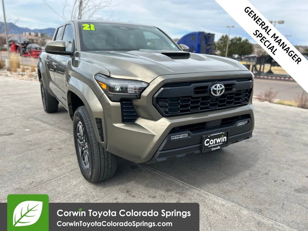 Used 2025 Toyota Tacoma TRD Sport AWD/4WD image 1