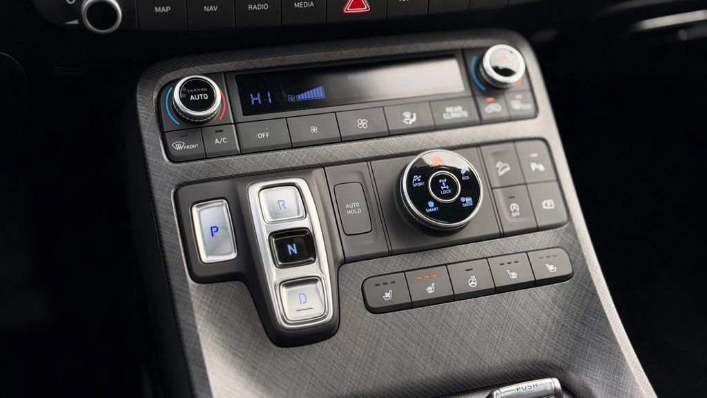 Used 2023 Hyundai Palisade Limited w/ Cargo Package image 20