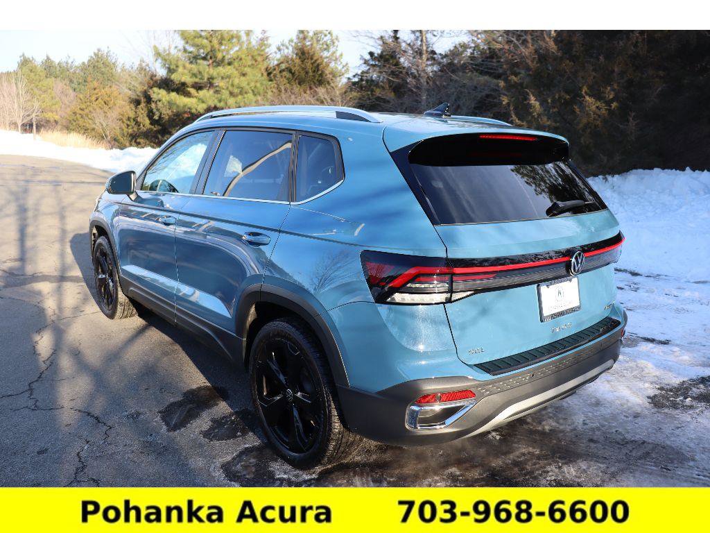 Used 2025 Volkswagen Taos SEL image 5