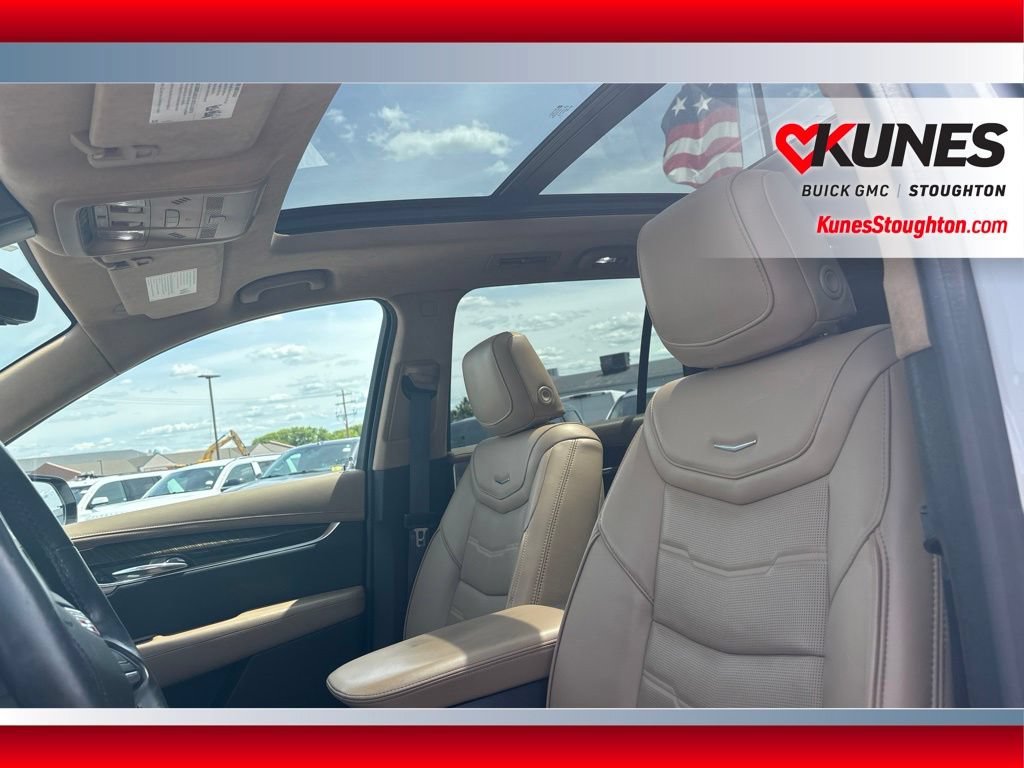 Used 2022 Cadillac XT6 Premium Luxury w/ Platinum Package AWD/4WD image 24