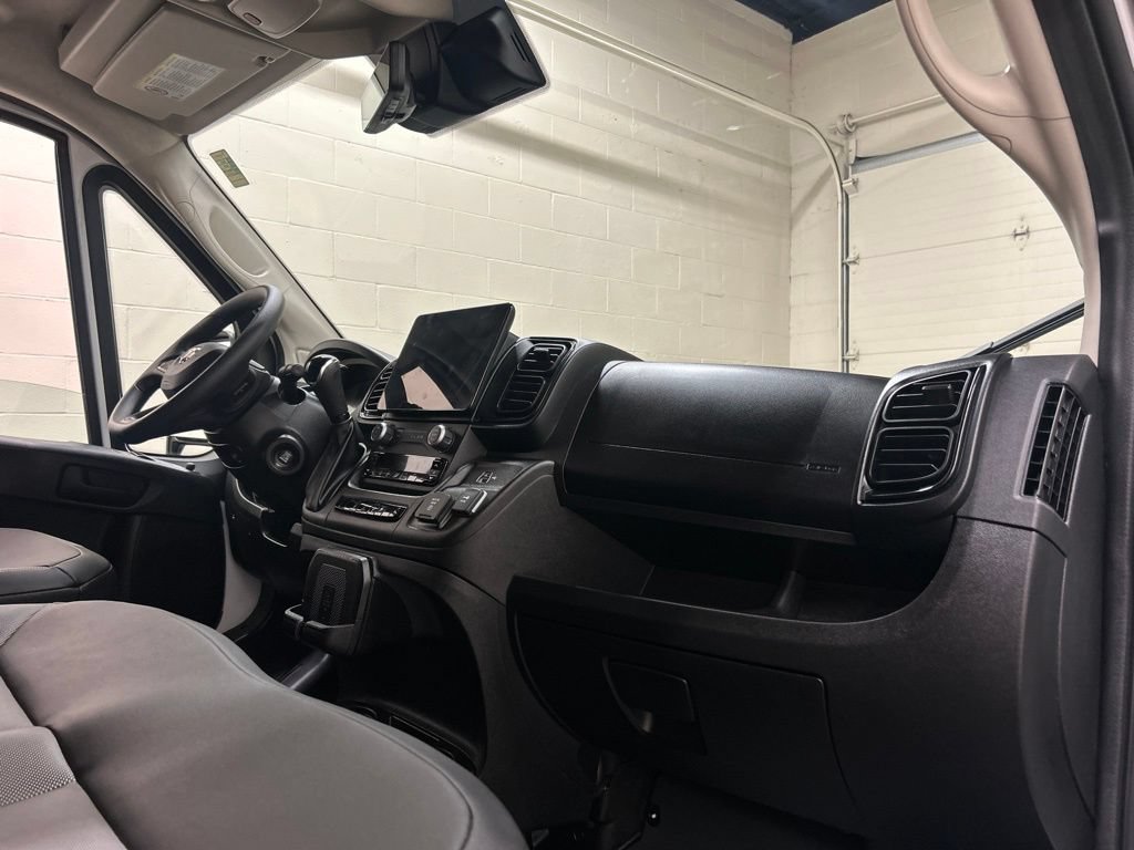 Used 2026 RAM ProMaster 1500 w/ Premium Convenience Group FWD image 16