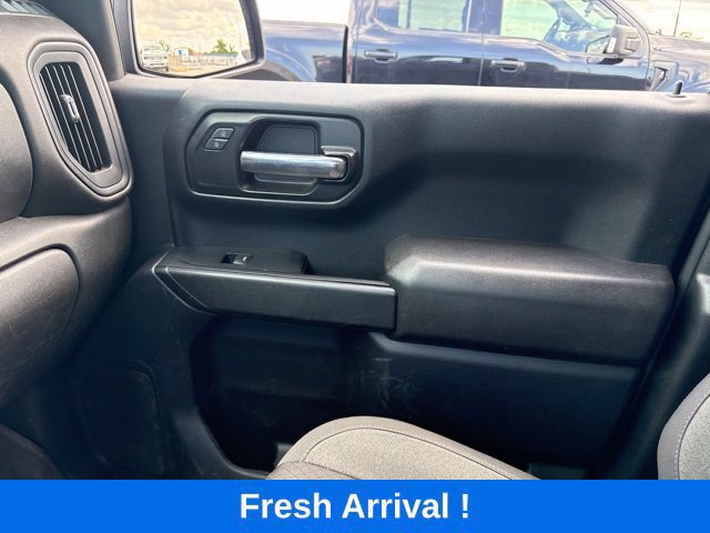 Used 2022 Chevrolet Silverado 1500 Custom w/ Rally Edition RWD image 9