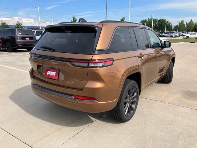 New 2026 Jeep Grand Cherokee Limited AWD/4WD image 6
