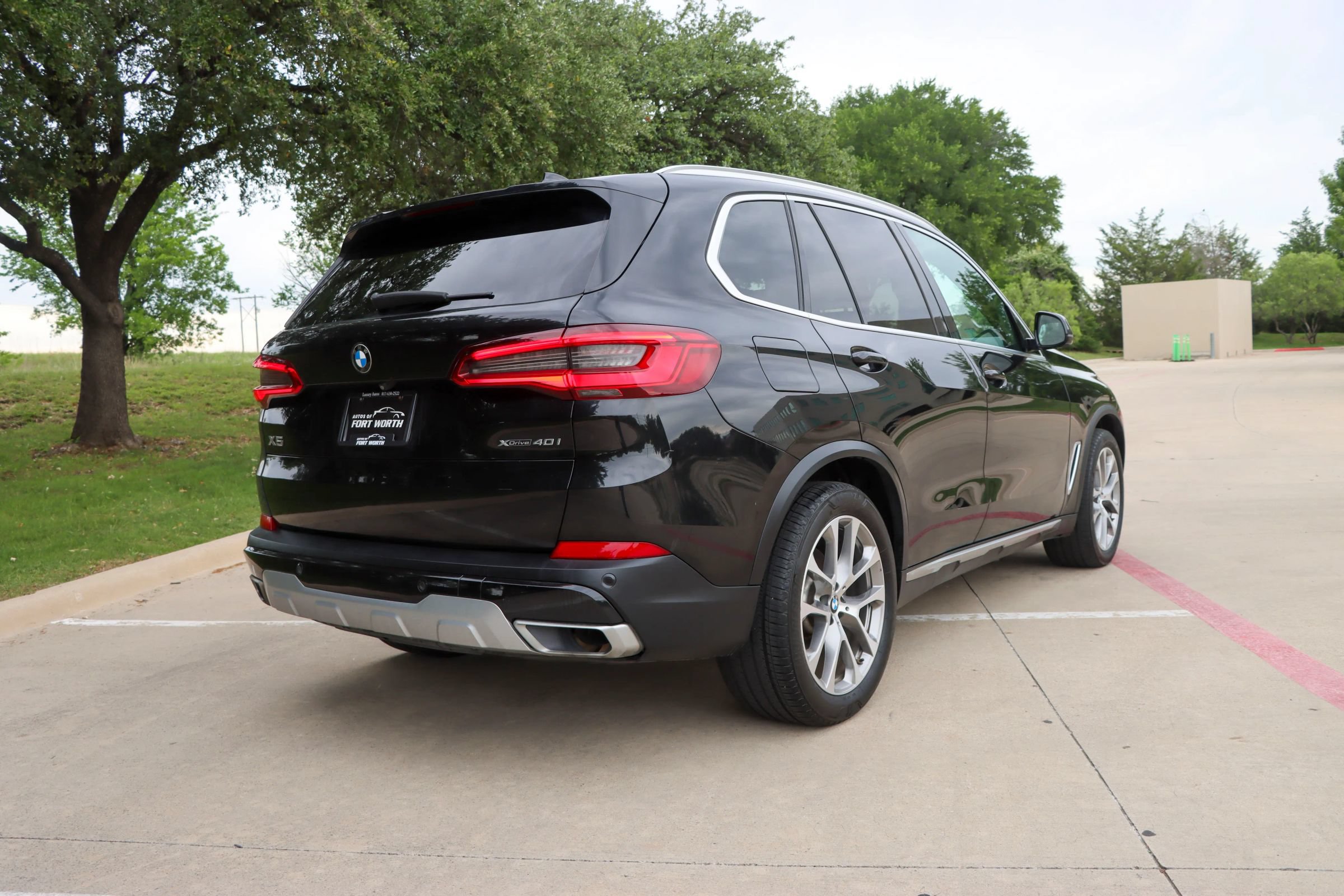 Used 2019 BMW X5 xDrive40i w/ Convenience Package AWD/4WD image 7
