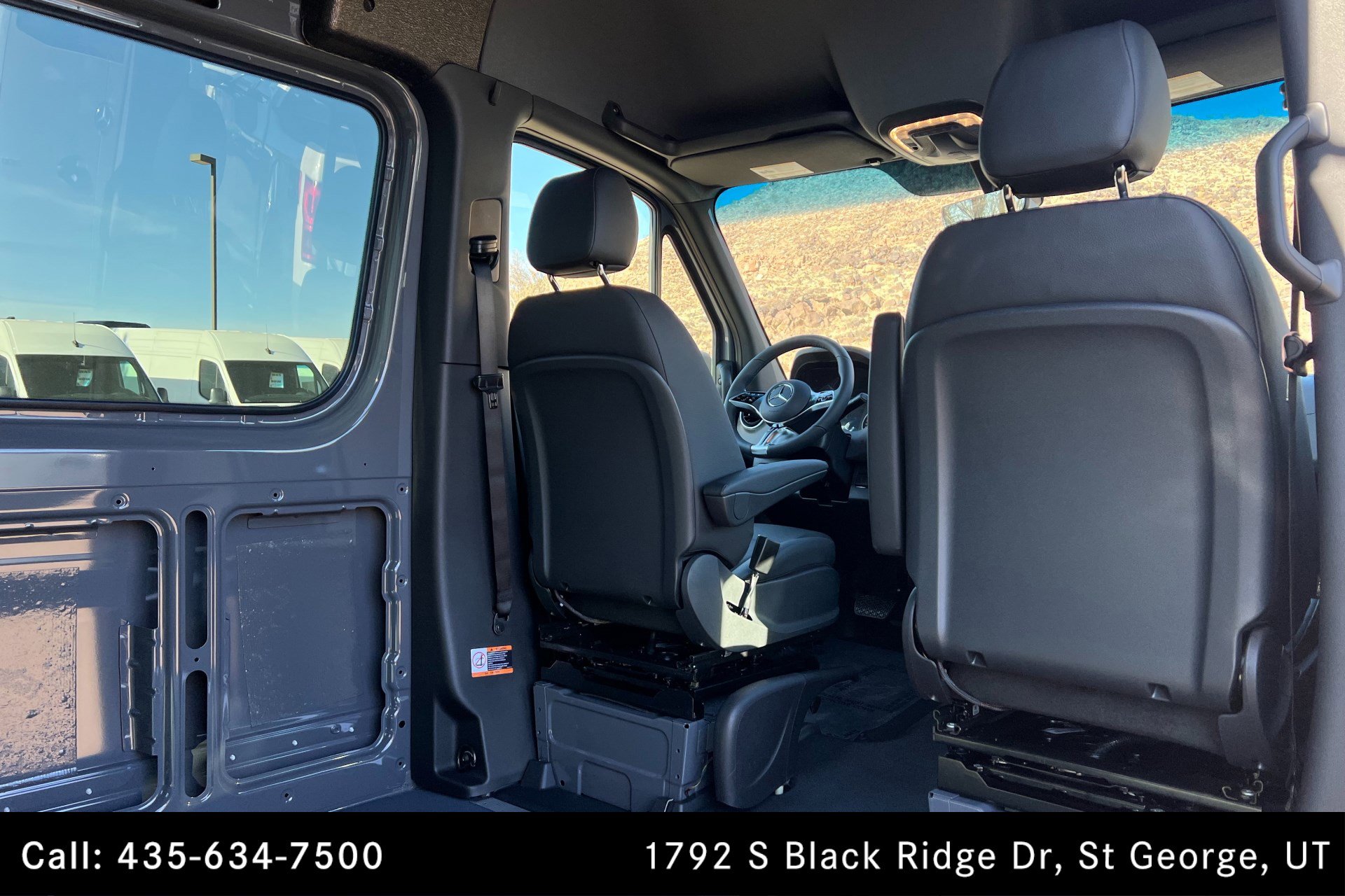 Used 2025 Mercedes-Benz Sprinter 2500 image 20