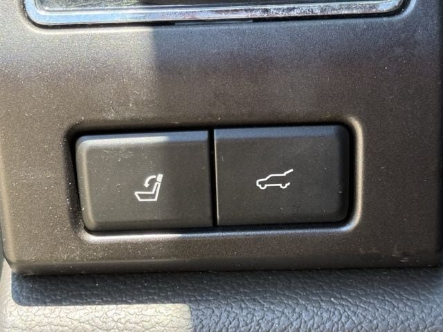 Used 2021 Ford Expedition Max Limited RWD image 21